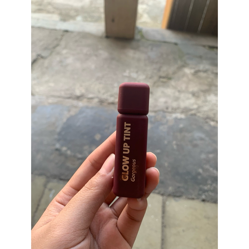 preloved lip tint raecca (gorgeous)