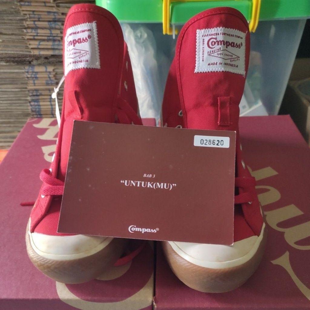 SEPATU COMPASS GAZELLE HIGH Size 40 41 42 Warna RED / Merah