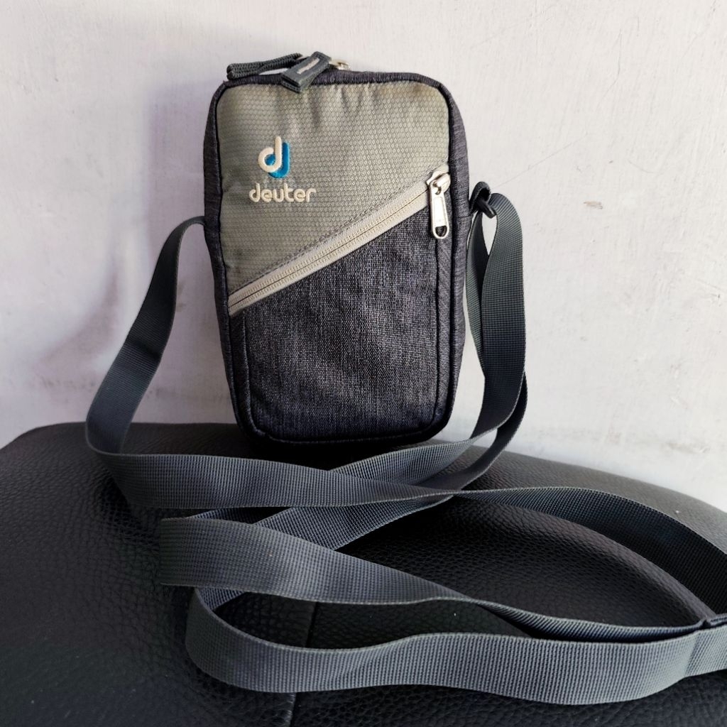 Deuter escape 1 Sling Bag / tas selempang Deuter