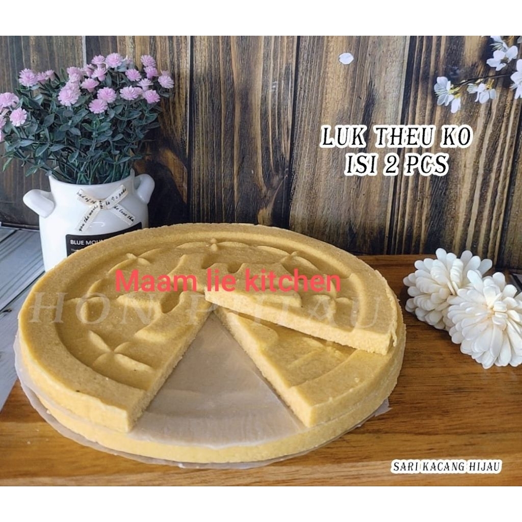 Kue bulan  kacang hijau / luk theu ko / kue bulan singkawang