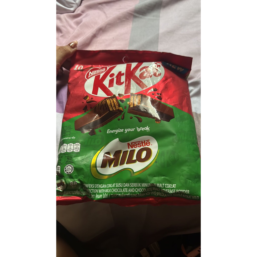 coklat Milo Kitkat oleh oleh Malaysia