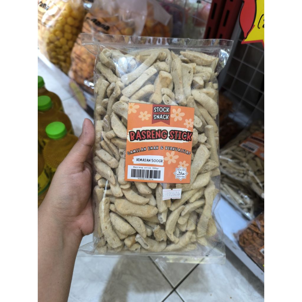 

Basreng Stick Putri tunggal