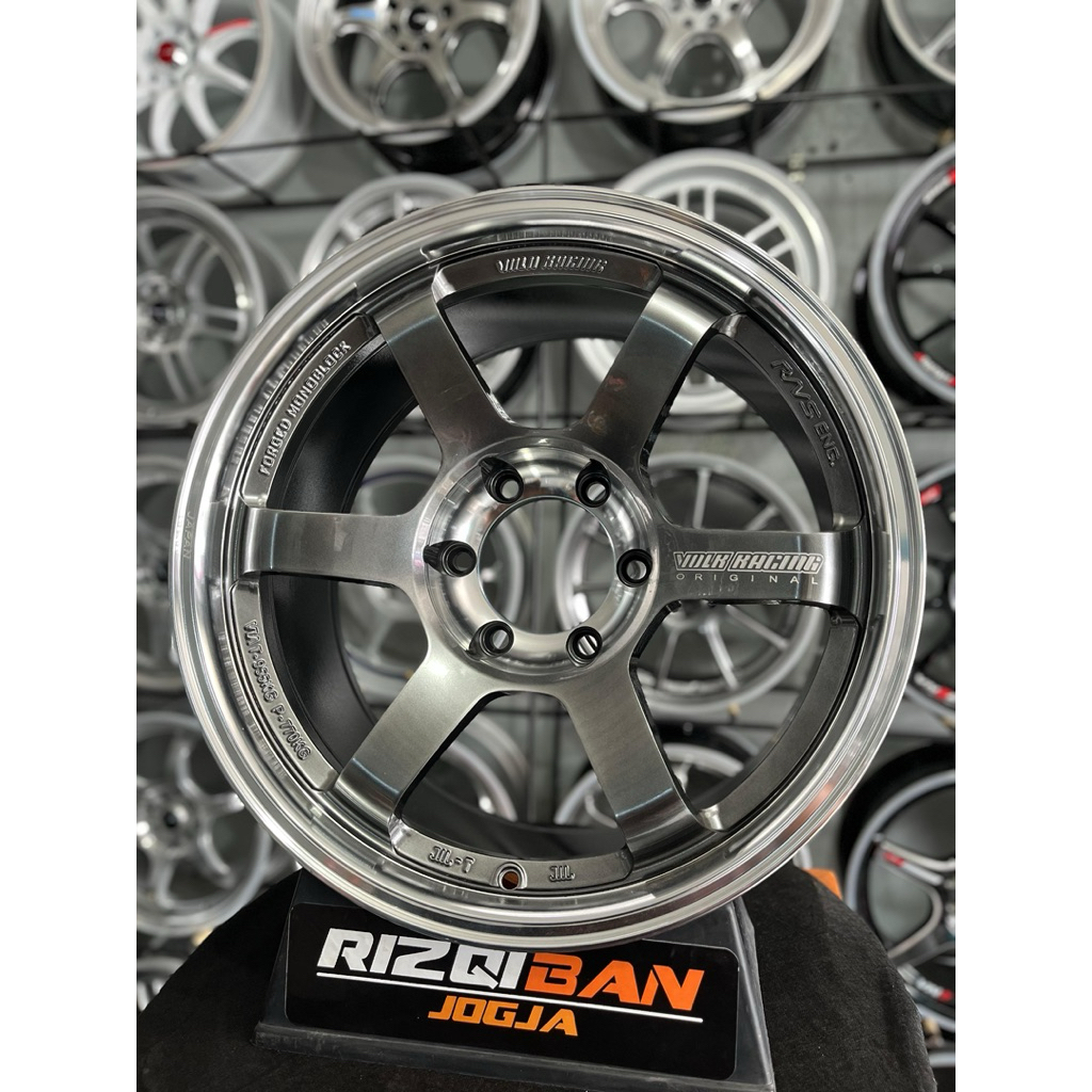 velg te37 SL r18 hyper black lip polish pcd 6x139,7 kondisi baru