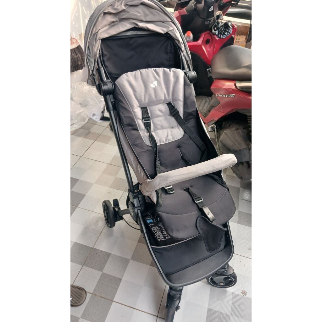 JOIE STROLLER PACT LITE Preloved like new Stroller bayi kereta dorong bayi