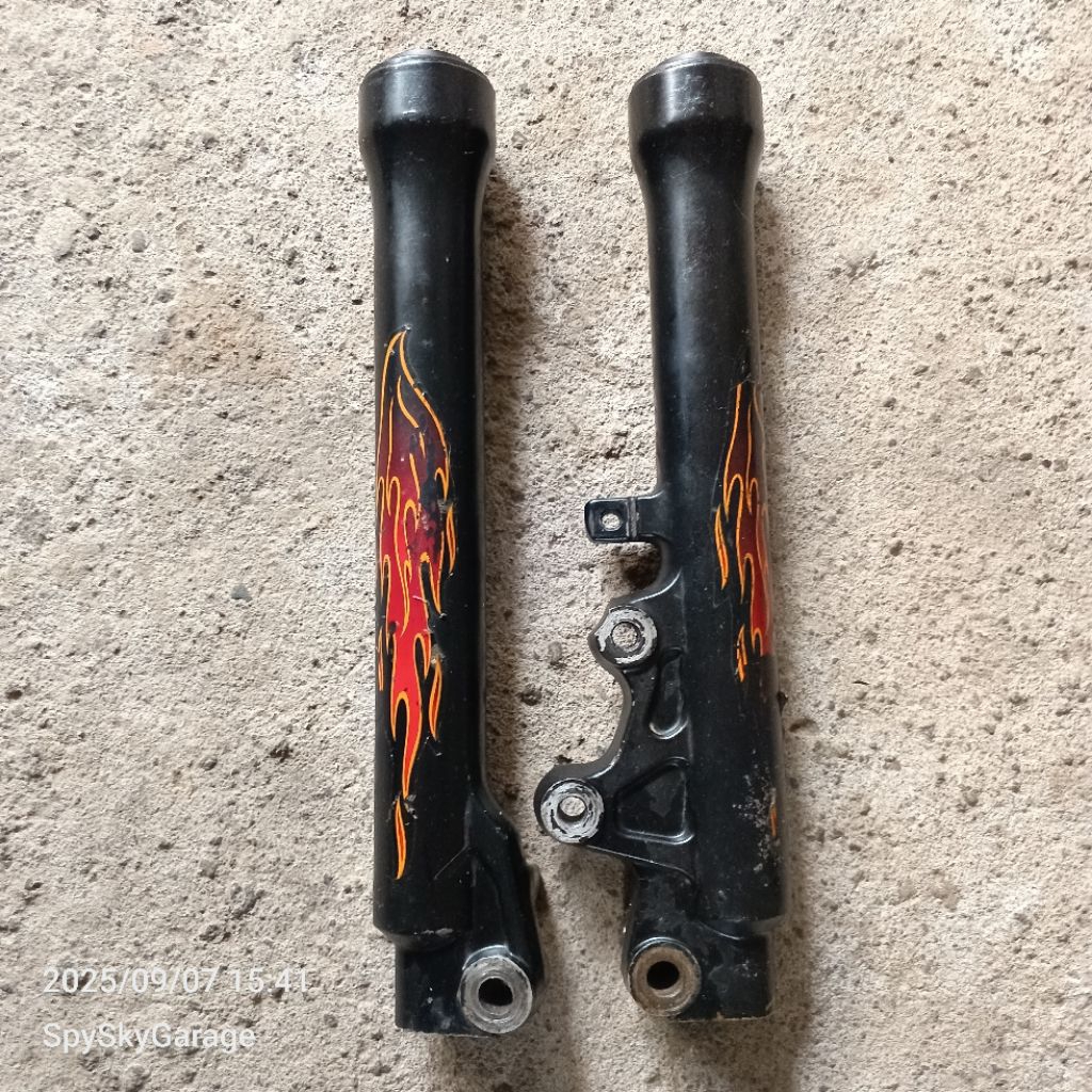 bottom tube tabung shock Spin 125