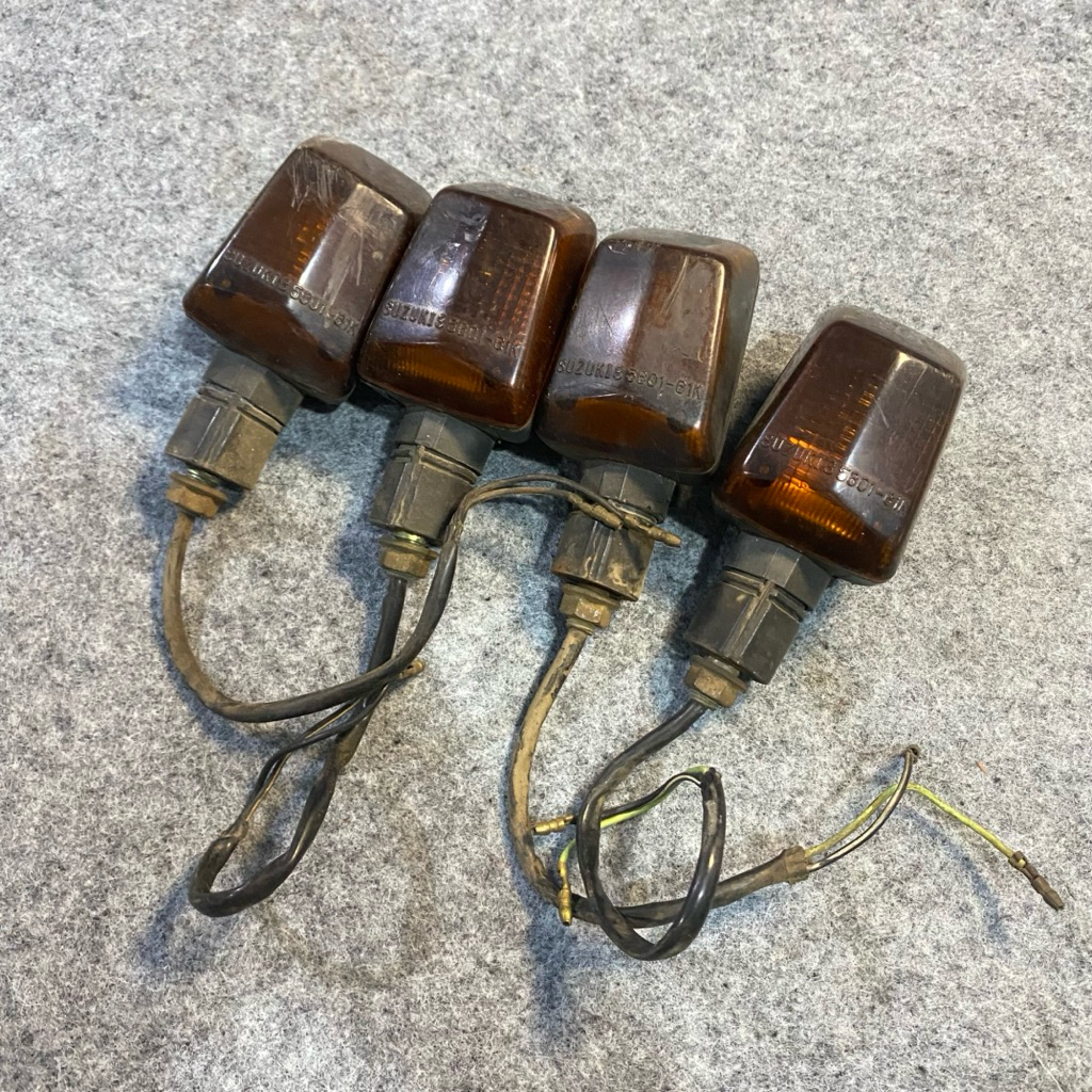 Lampu Sein Lampu Reting Riting Kanan Kiri Suzuki TS 125 RGR Sprinter A100 TRS Original