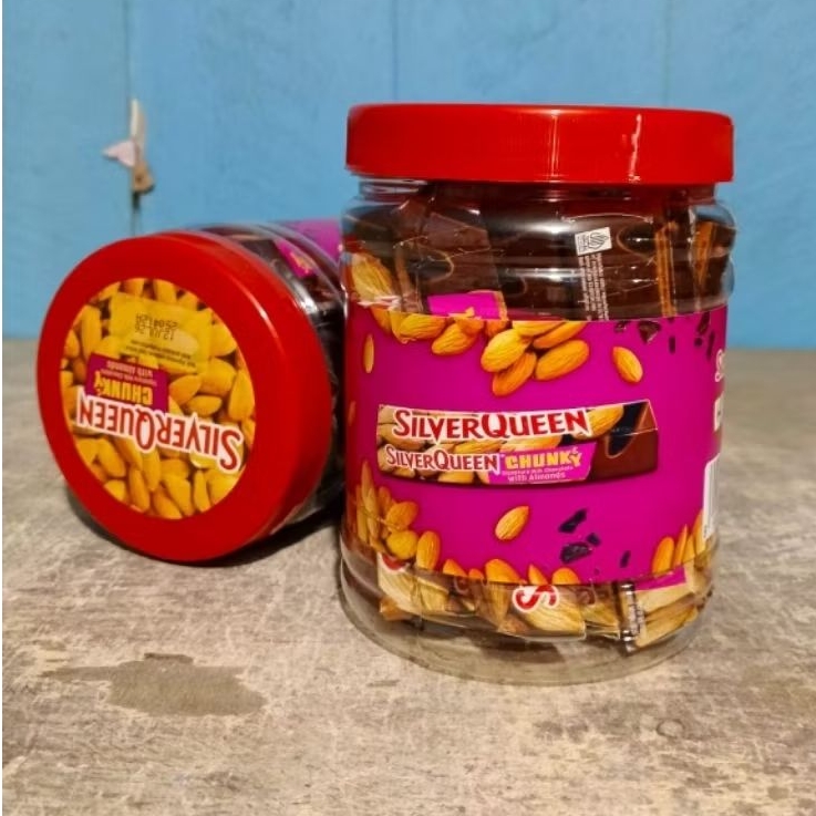 

Silverqueen Chunky Almond 12pcs × 26gram.