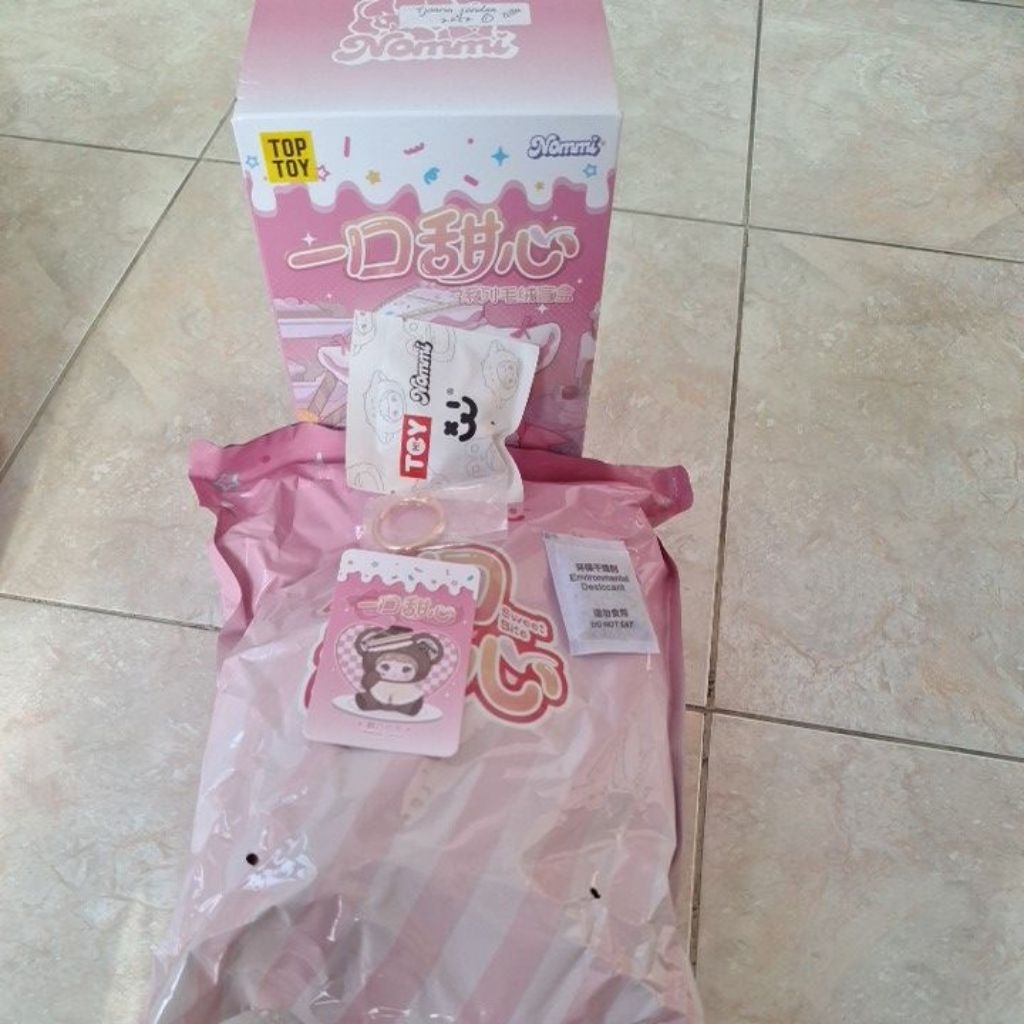 nommi v7 100% original.