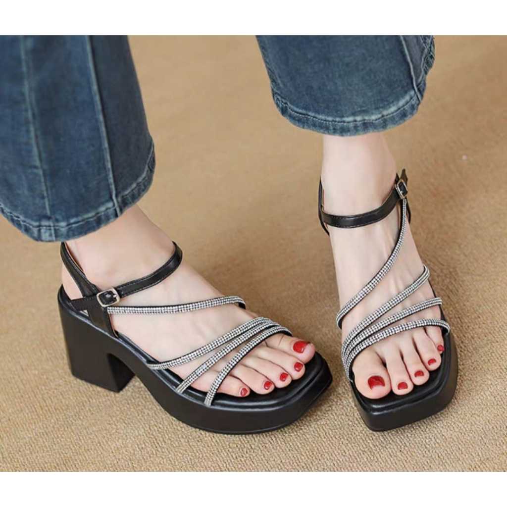 Jejak Sandal Heels Wanita Cewek Tali Permata Mewah Kekinian (AP57) Tinggi 8CM | Warna Hitam & Putih