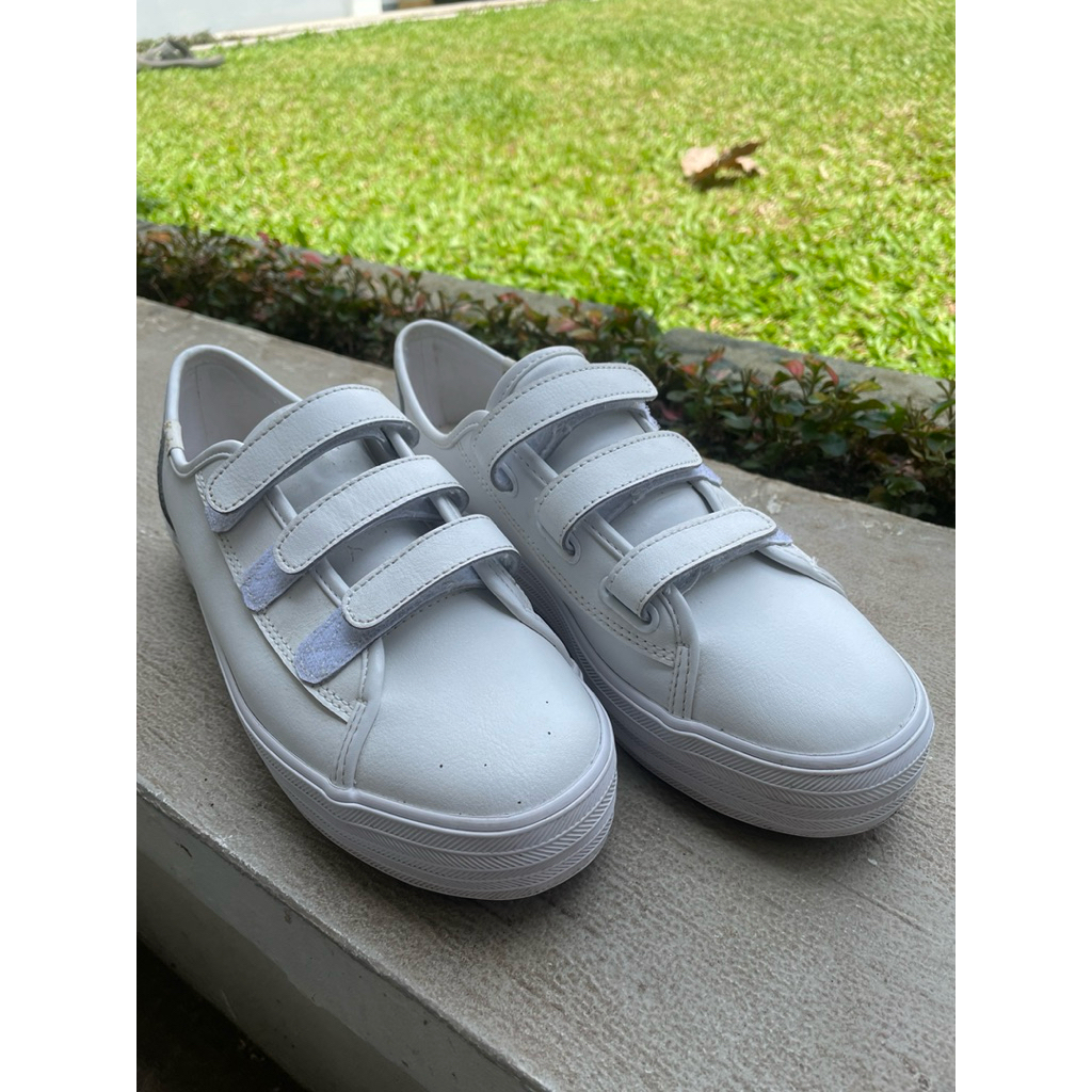 sepatu Keds