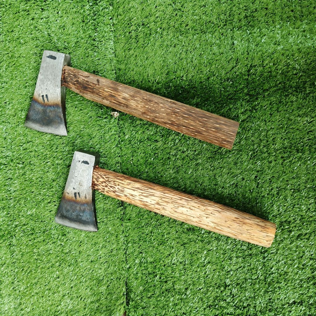 READY Kampak Besi Baja Asli Sipuh Kapak Potong Kayu Multifungsi Gagang Ruyung