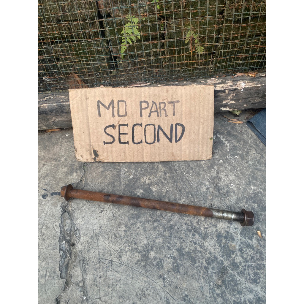 As tengah tiger revo tiger 2000 original copotan / as tengah swing arm tiger revo tiger 2000 origina