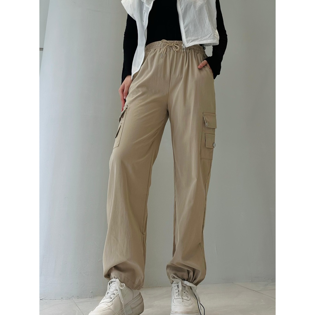 BAIQMARKET Celana cargo wanita kekinian / celana cargo murah wanita korean / celana cargo pinggang k