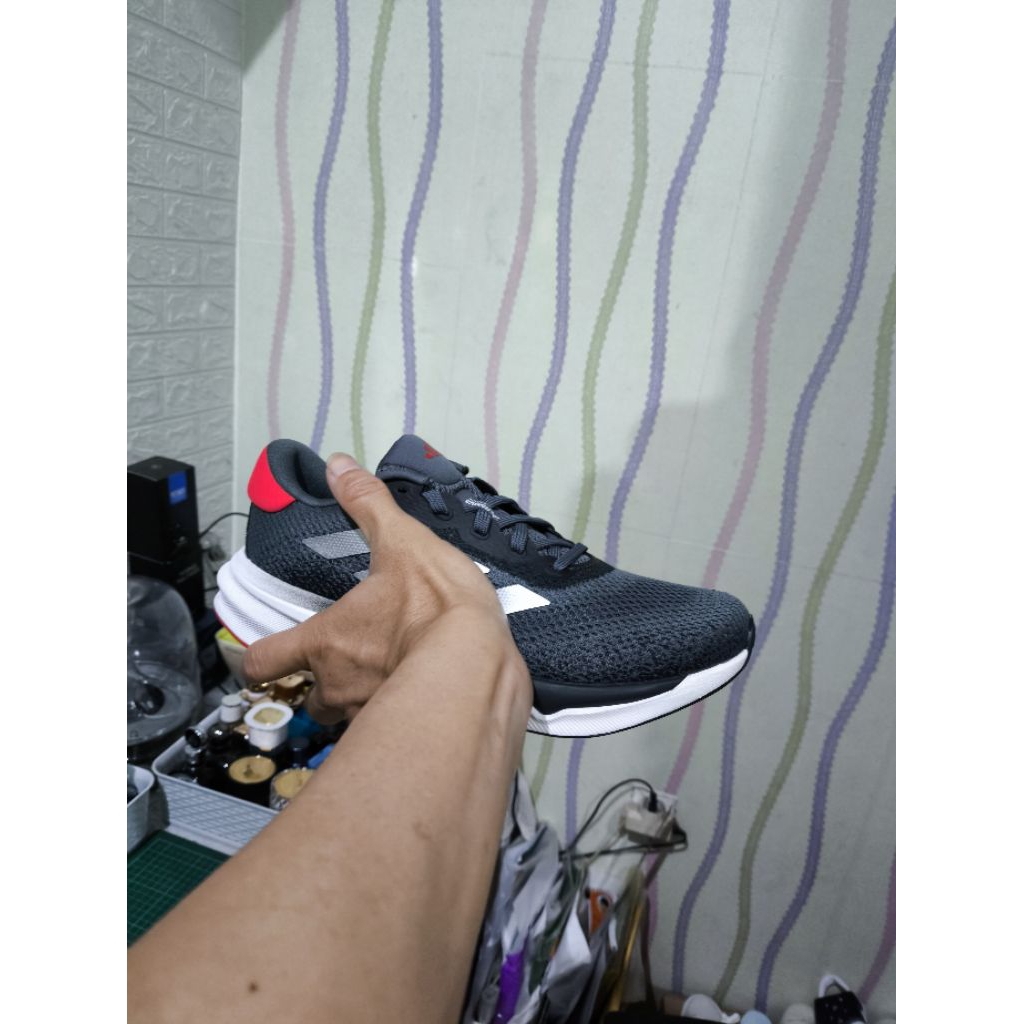 Sepatu Running Supernova Stride