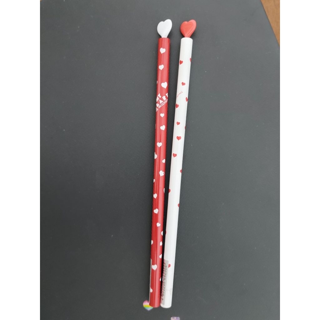 

Pensil Heart HB