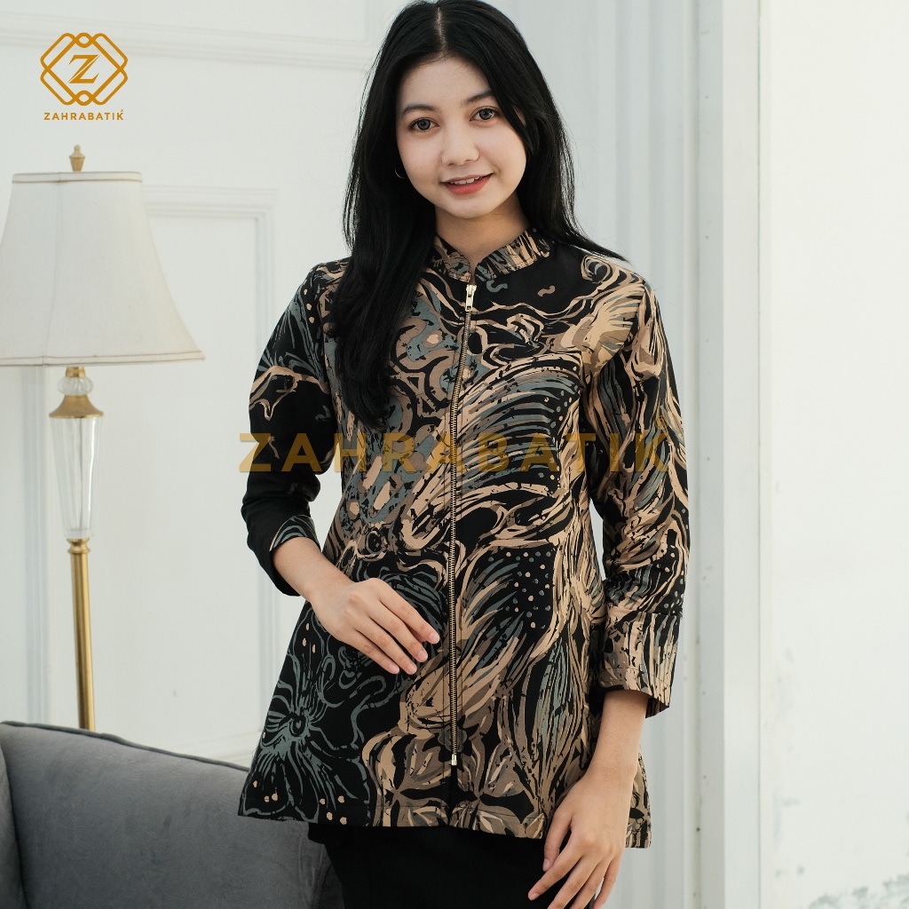 Batik Zahra-Tunik Wanita-Motif Abstrak Daun Warna Hitam Mint