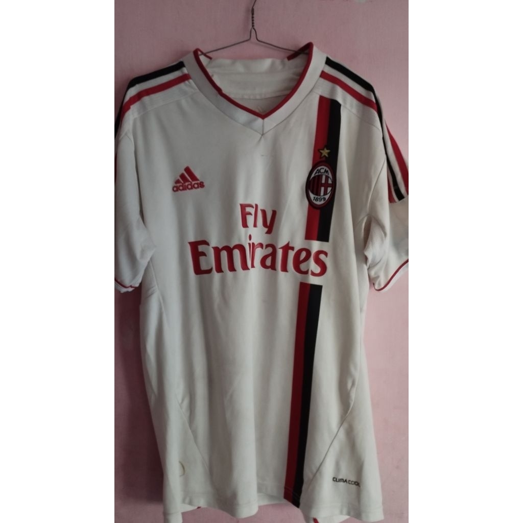 AC Milan 2011 Away second