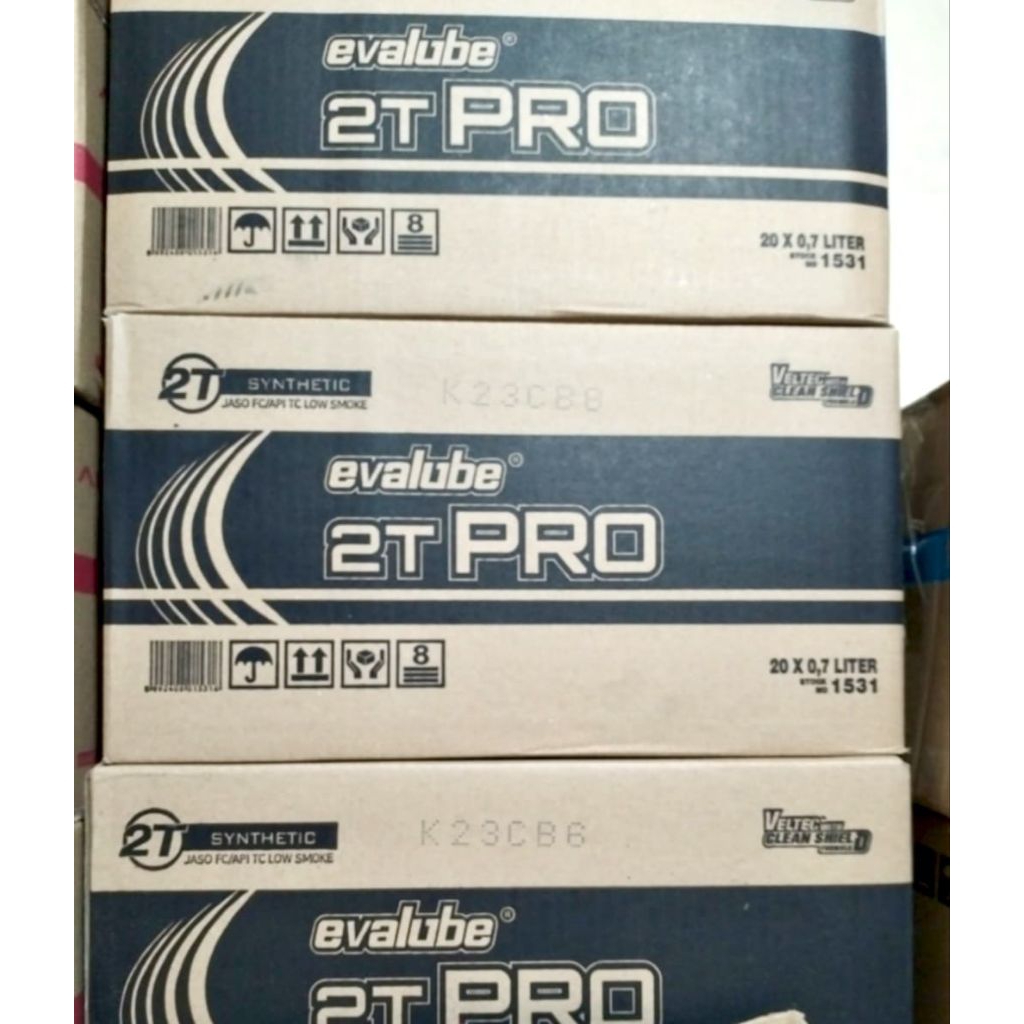 Oli Evalube 2T..pro synthetic kuning..700 ml..1 dus = 20 btl