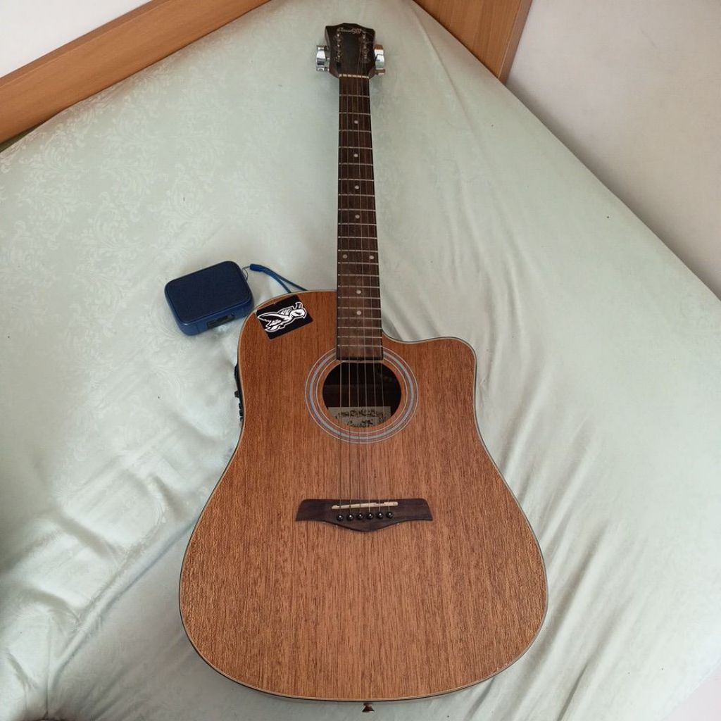 GITAR COWBOY GWC-240 NS + EQ FREE SPEAKER