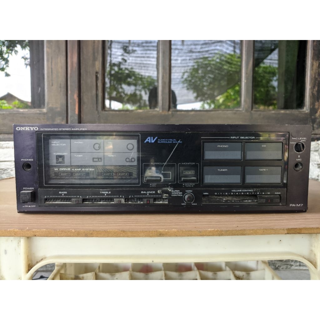 Onkyo Integarated Stereo Amplifier