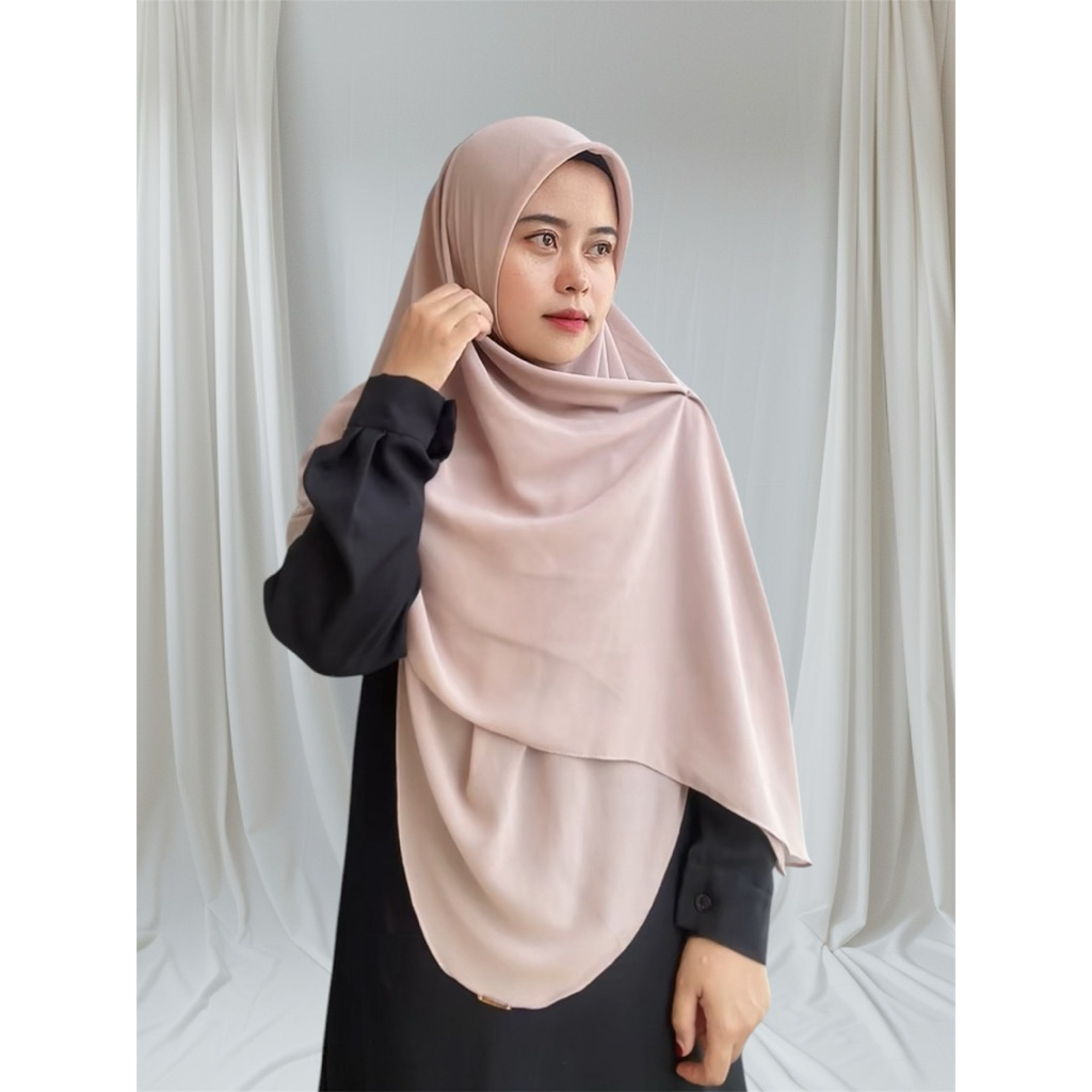 Hijab Segiempat Ceruty babydoll By Rumah Hijab Binjai