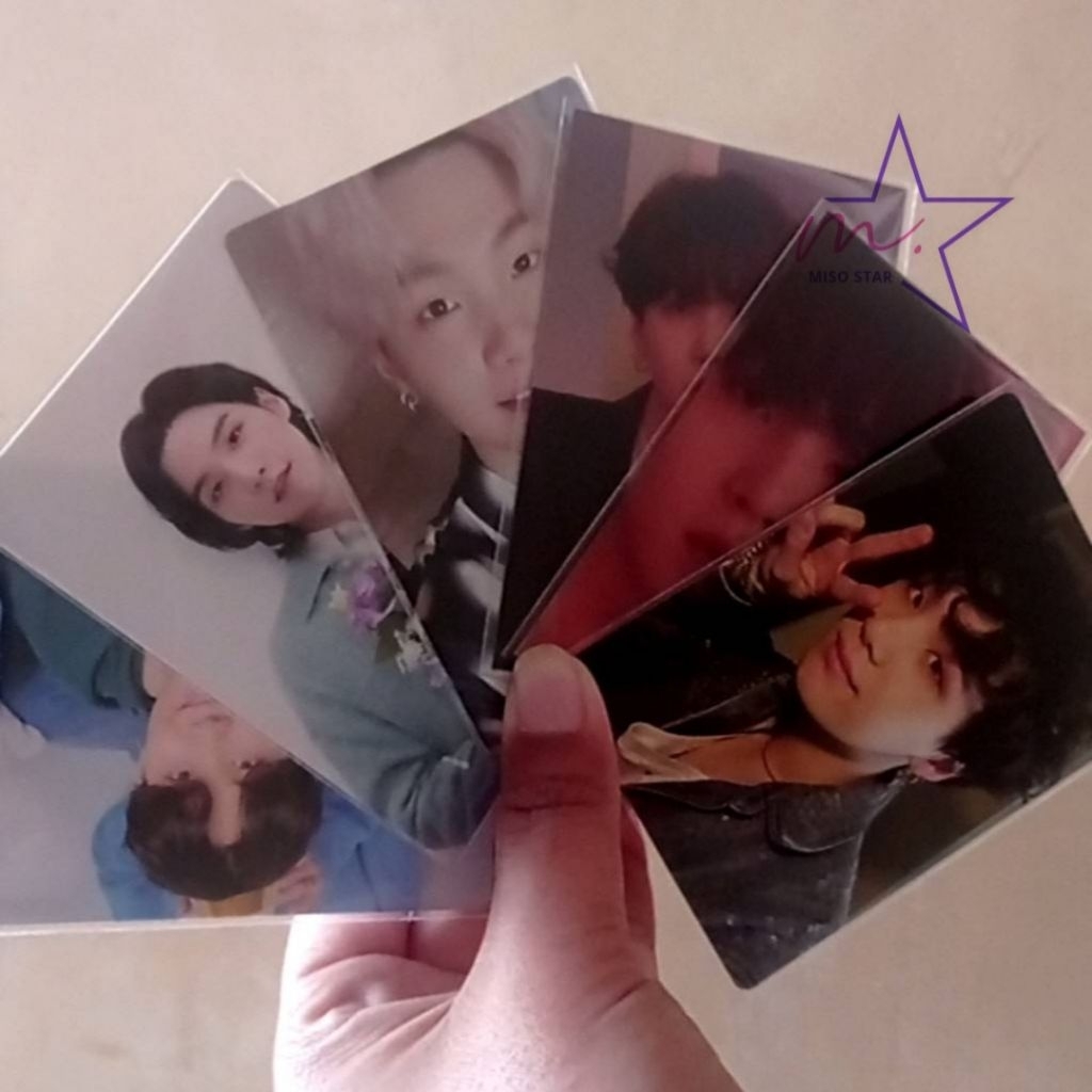 {BTS} MPC SUGA Baca Deskripsi