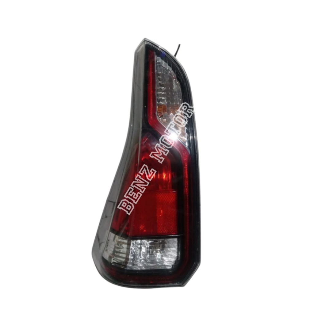 Stoplamp Lampu Belakang Nissan Serena C27