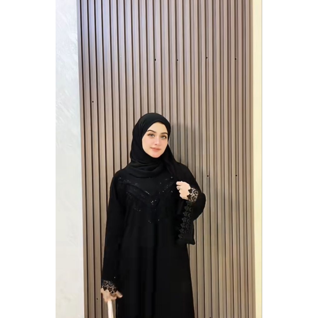 abaya gamis resleting depan busui frendly motif depan belakang bahan jetblack warna mata hitam premi