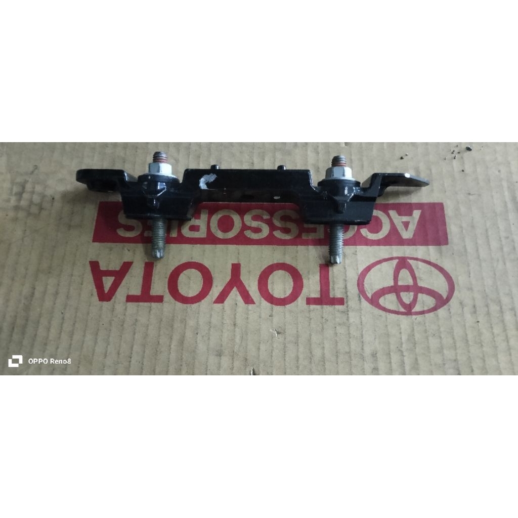 breket roof rail Avanza Veloz xenia