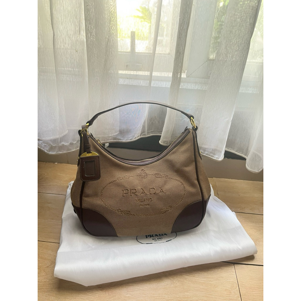 PRELOVED TAS PRADA HOBO JACKGUARD ZIPPER LEMPO