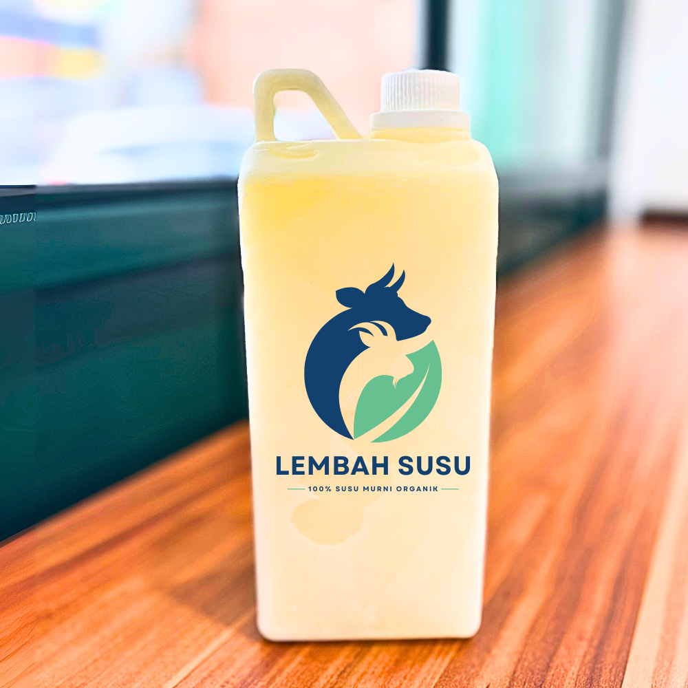 

GRASFEED RAW COW MILK (Susu Sapi Grass Fed) Murni 100%