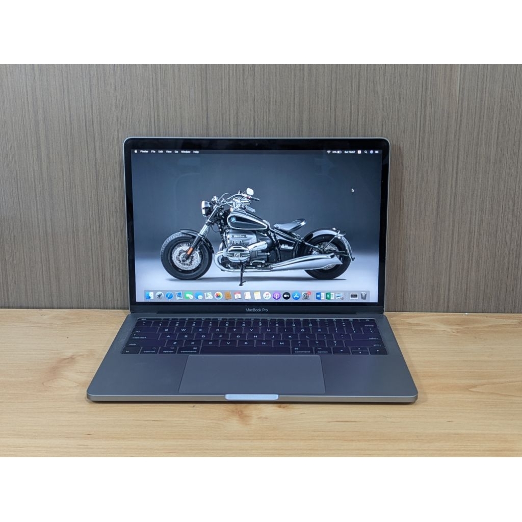 MACBOOK PRO 2017 | CORE I7 | RAM 16GB | SSD 512GB | GOOD