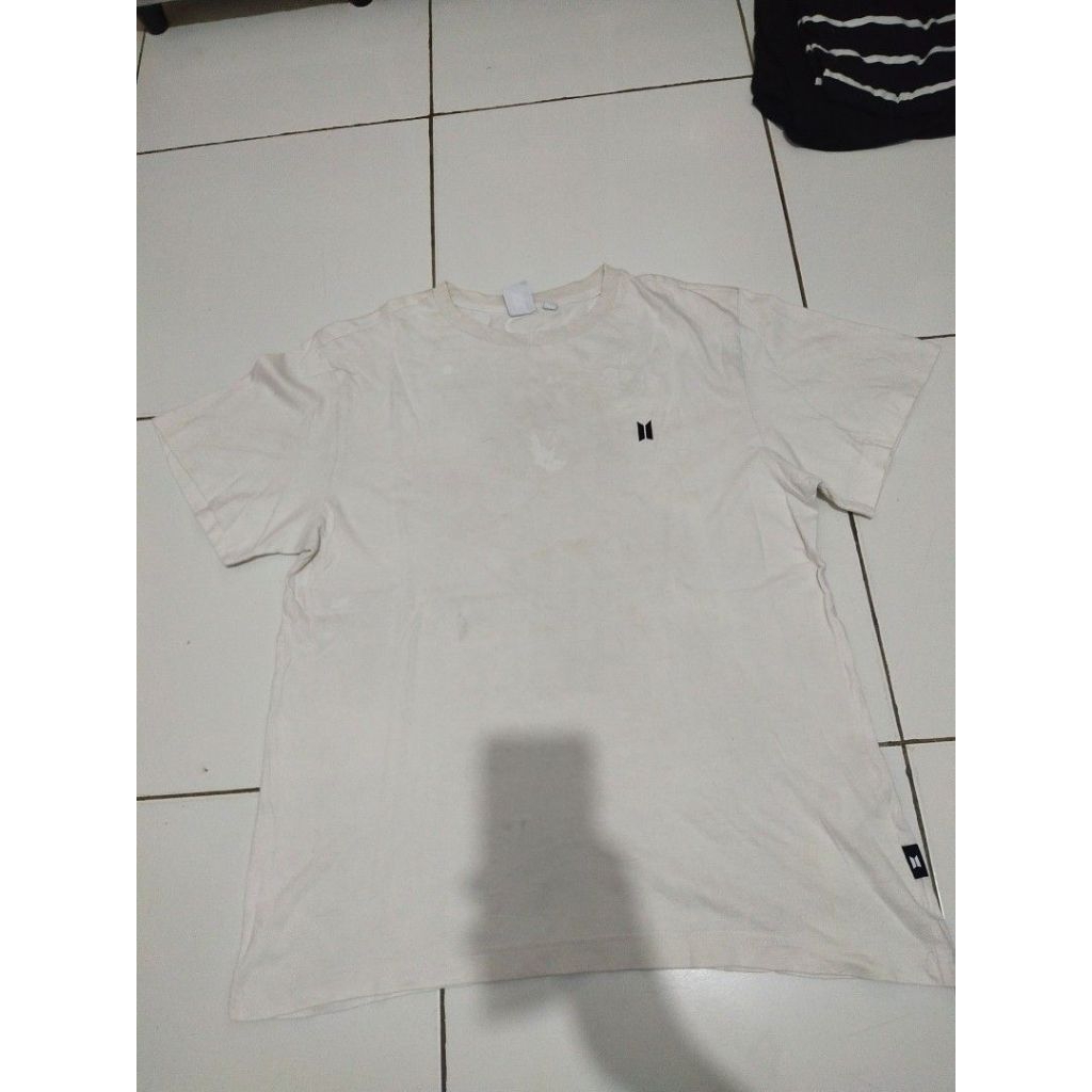 Kaos Official Merchandise Bangtan Boys ( BTS )