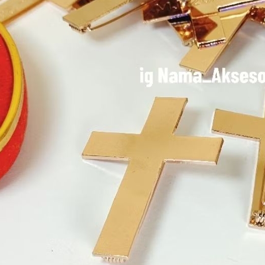 (ready stok) Bros pin salib titanium lapis emas premium