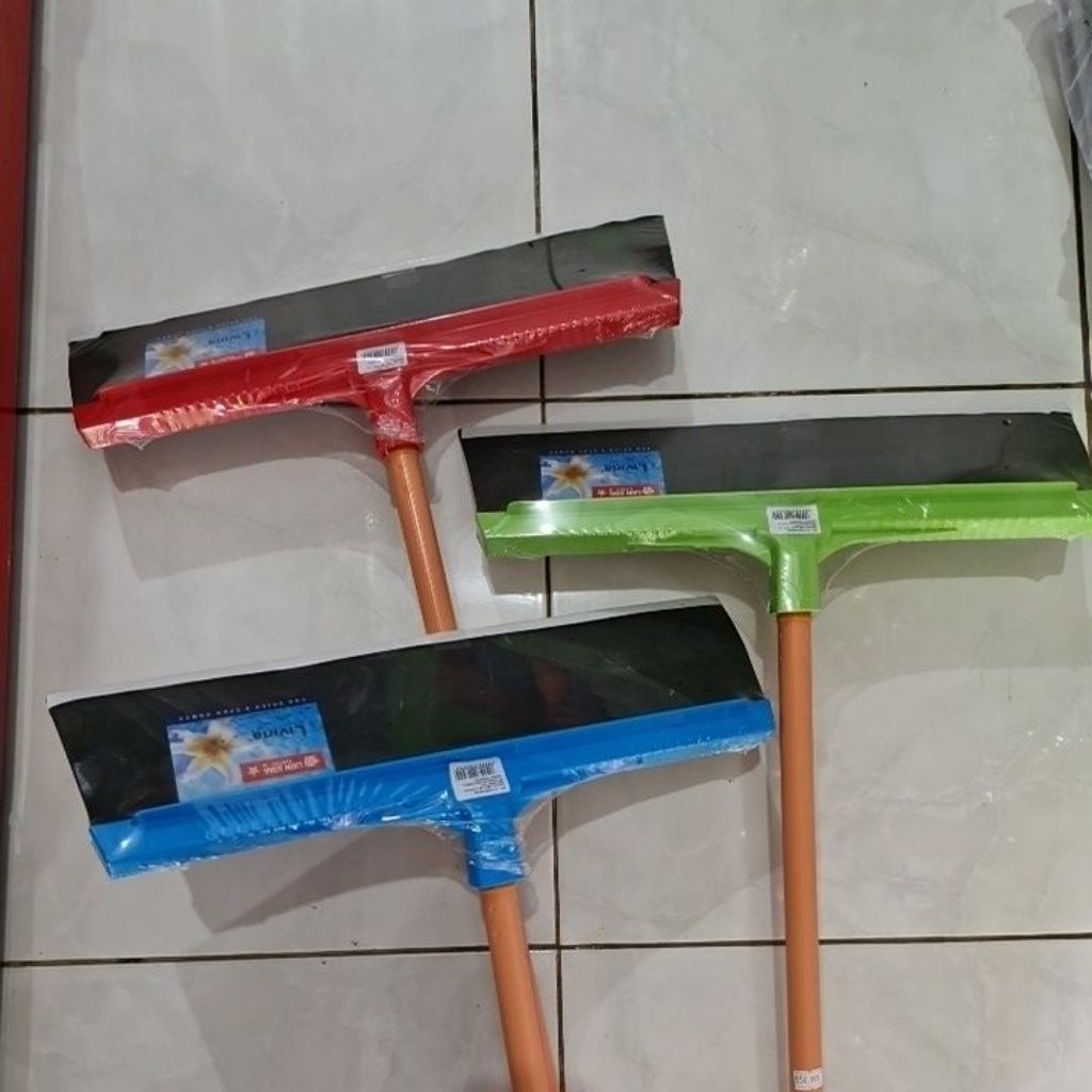 Sapu Air Lion Star / Sapu Dorong Lion Star