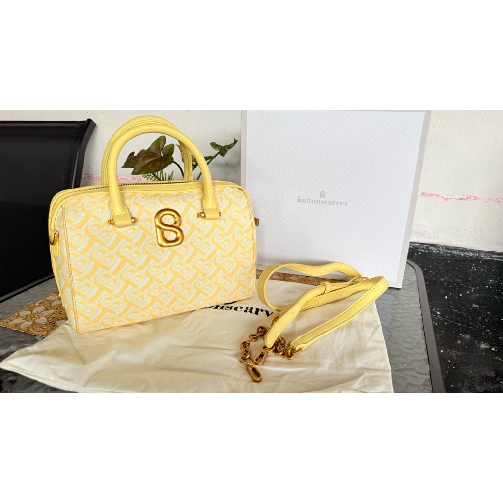 SOLD MANUAL‼️ Buttonscarves Bag Monogram Yellow