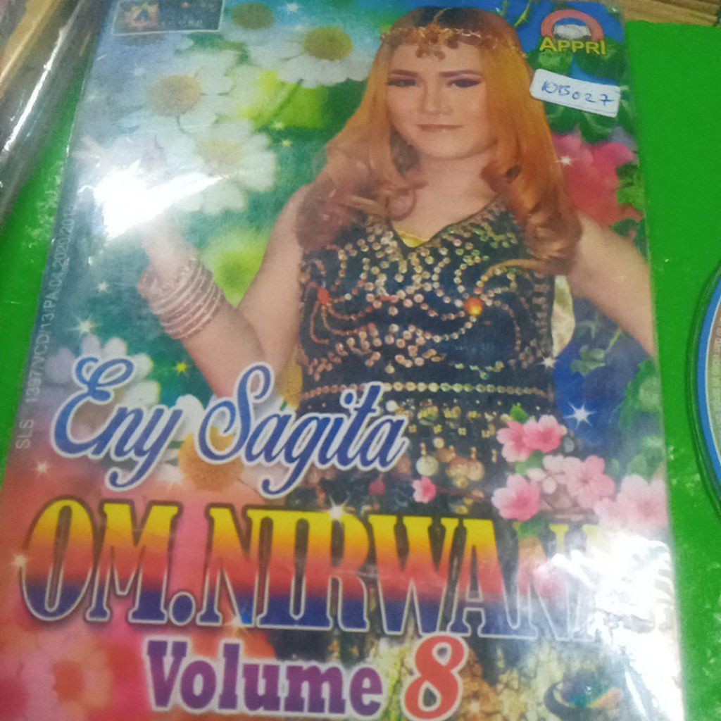 VCD ENY SAGITA OM. NIRWANA Q07