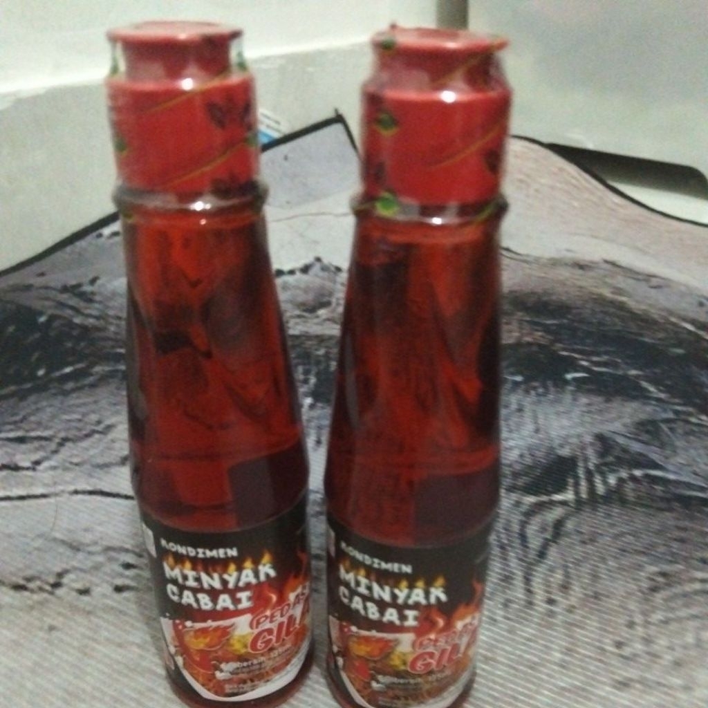 

Minyak Cabai Pedai Gila Kondimen level 30. Minyak Java Superfood