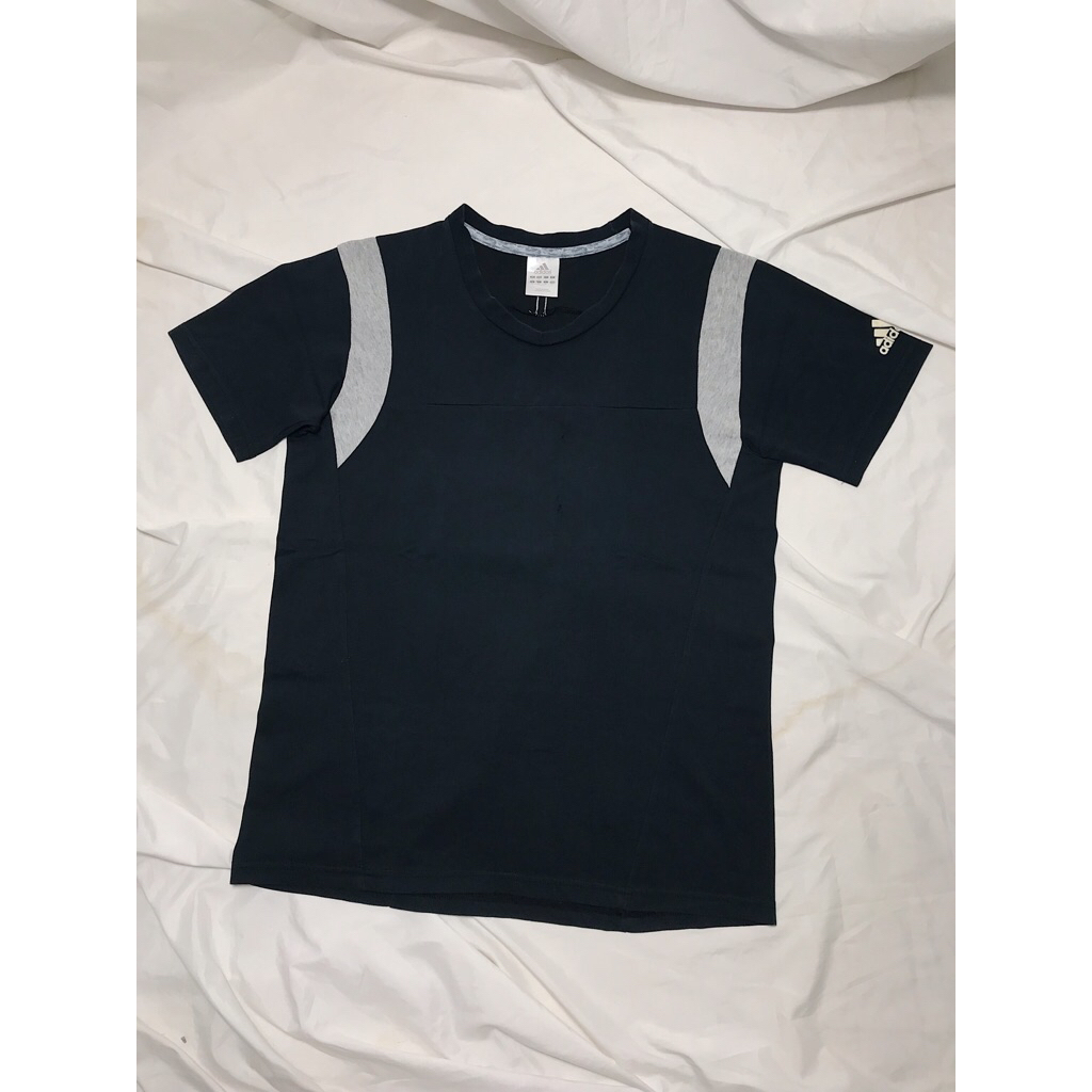 Nego Boskuu > Adidas Basic T-Shirt Original - Black (Outfit/Pakaian)|Preloved/2nd/Second/Bekas|Laki-