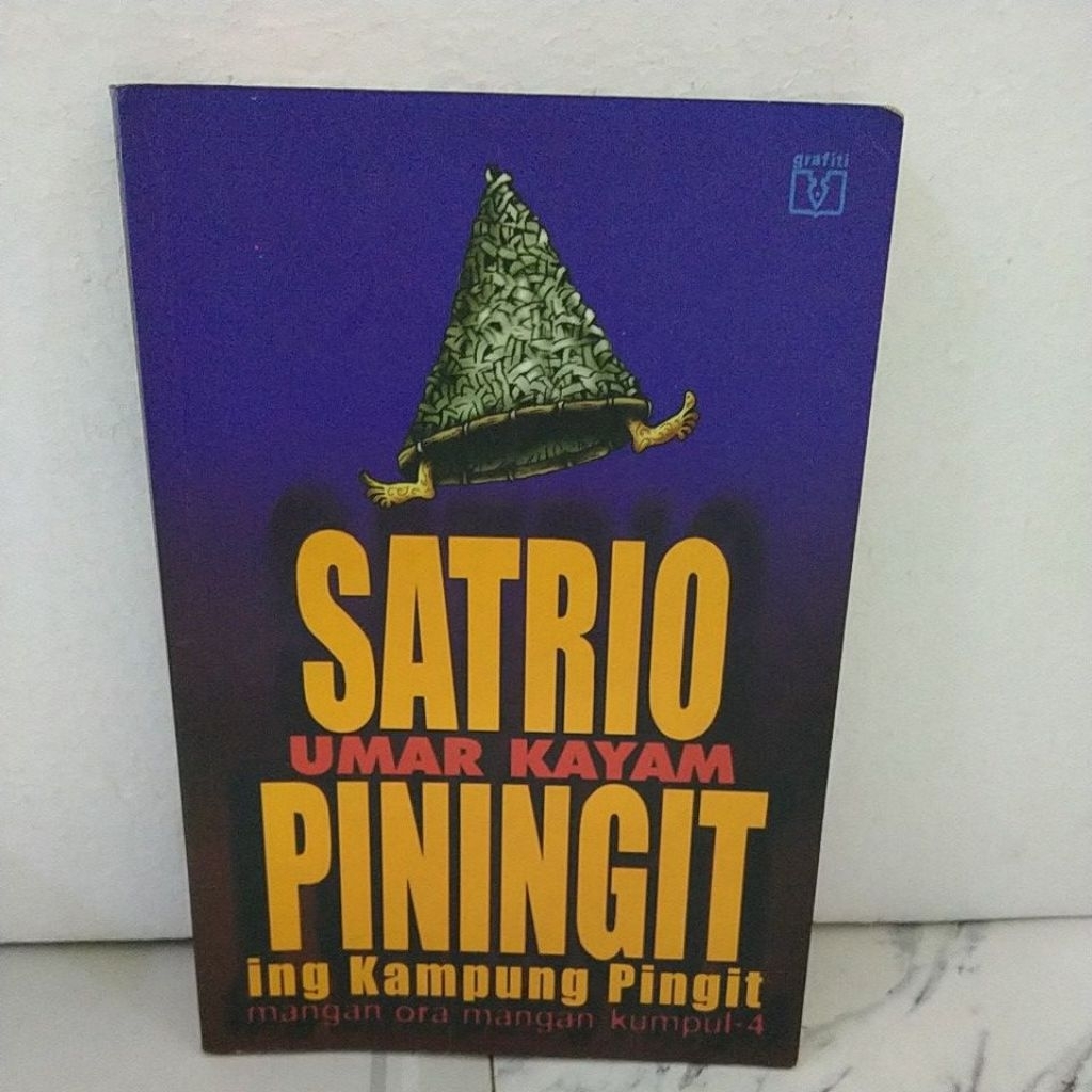 BUKU ORIGINAL SATRIO PININGIT ing Kampung Pingit By UMAR KAYAM