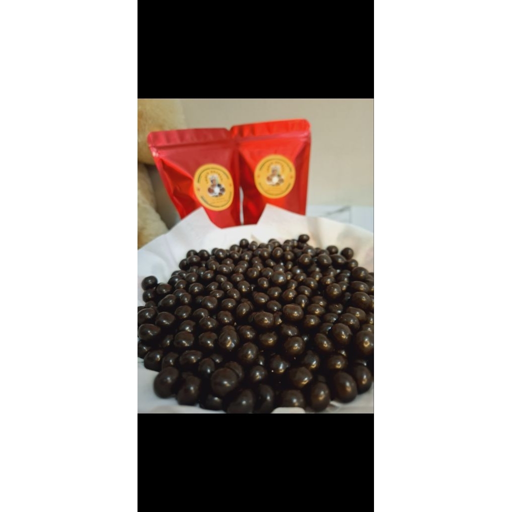 

BOLA BOLA COKELAT