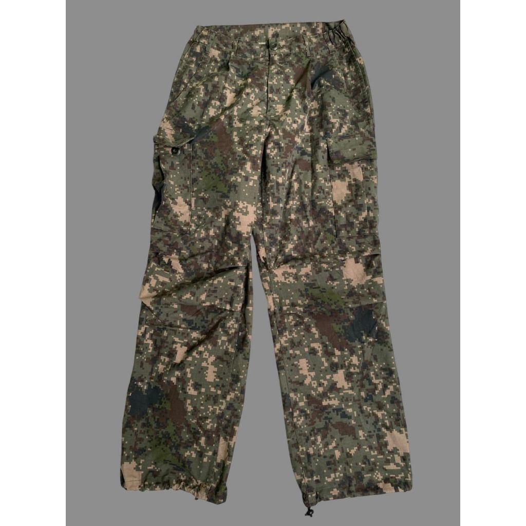 Celana Kargo Trousers Camo Loreng Digital Granit ROKA Korea Army Like New (57)