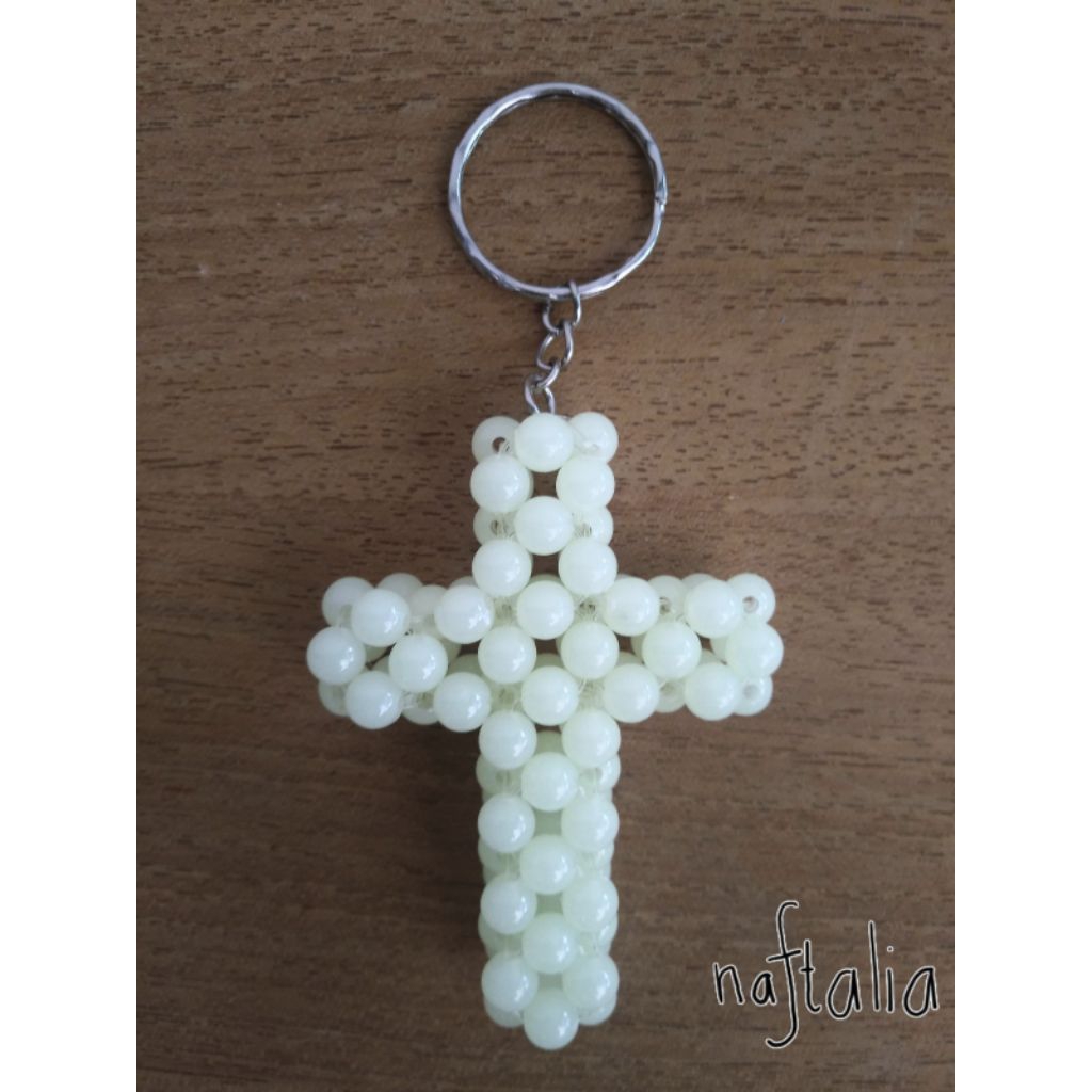 Gantungan Salib Manik Kecil FOSFOR