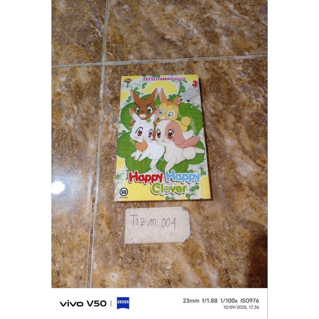 Komik Happy happy clover by Tatsuyama Sayuri Vol 3