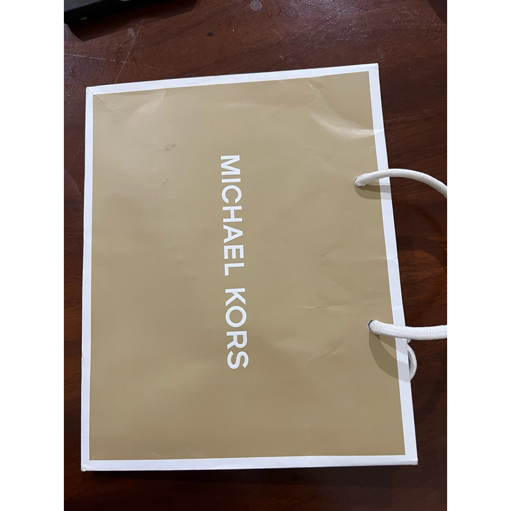 

Paper Bag Michael Kors 25.5cmx 20cm