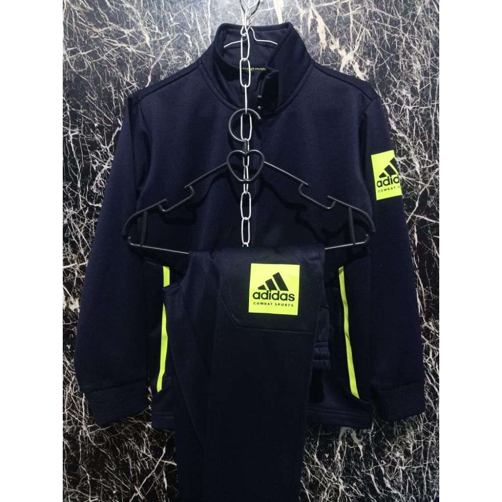 tracktop adidas satu set