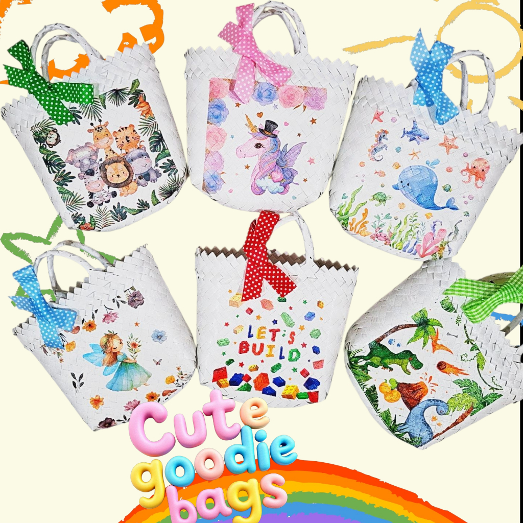 

Handmade Birthday goodiebags Tas ulang tahun anyaman plastik decoupage size XS