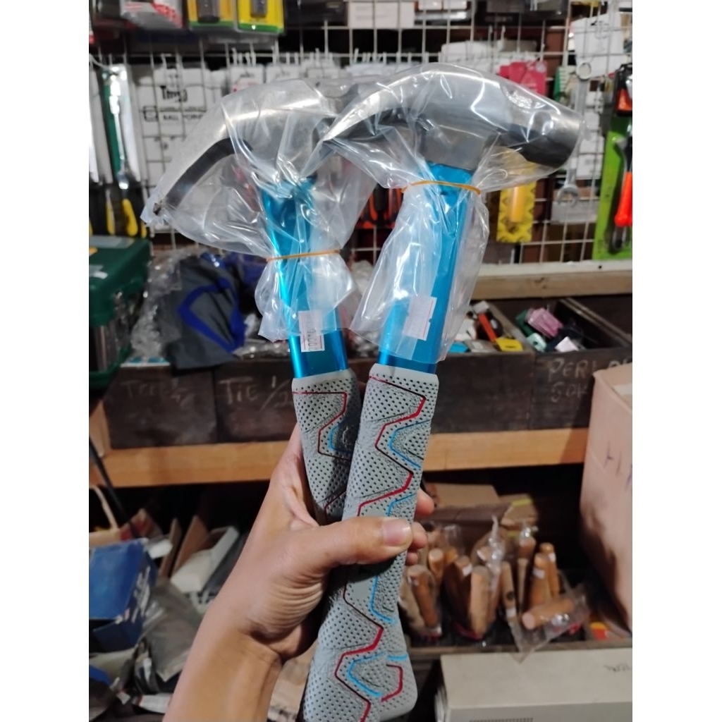 Palu Paku Fiberglass Magnet TOHO | Fiberglass Nail Hammer With Magnet (Smooth) TOHO | TOHO Professio