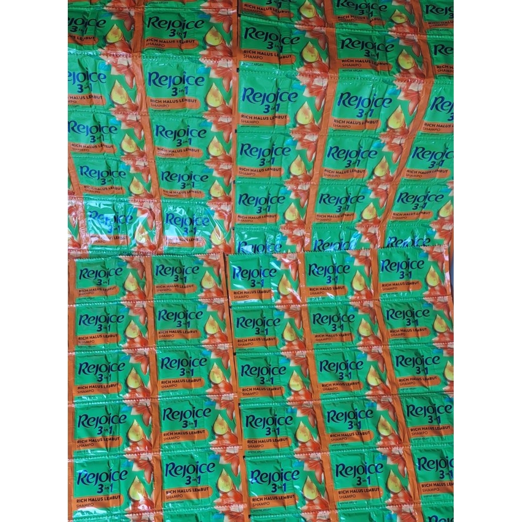 Shampo rejoice 3 in 1 rp 1000 isi 36 sachet 3 renceng