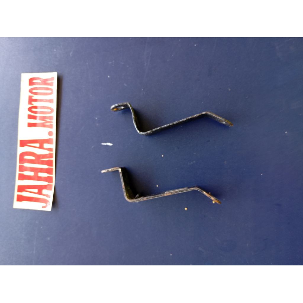 PLAT TAHANAN ACCU AKI HONDA VARIO 125 LAMA 2013 2014 KZR ORI SECOND